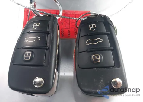 2018 Audi Q3 2.0T Premium/2.0T Sport Premium z USA, uszkodzony, nr VIN WA1JCCFS0JR023808